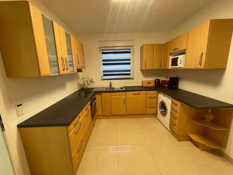 Exklusive Flughafen-Messe Apartment Naehe Duesseldorf دوسبرغ المظهر الخارجي الصورة